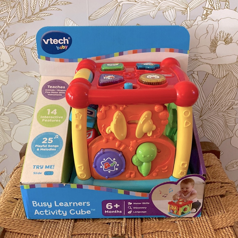 Vtech Baby Busy Learners Cube NEW
